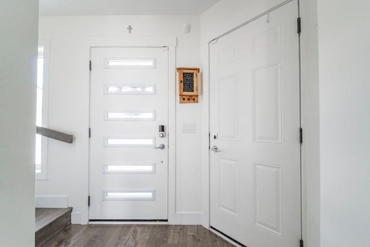 Property Photo:  113 Airmont Court  AB T9J 1G1 