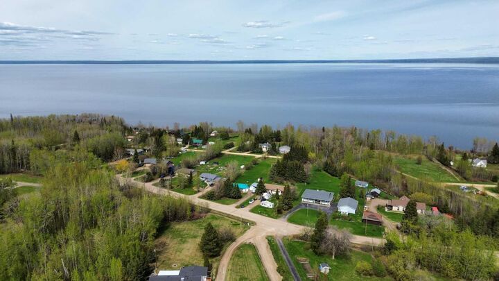 Property Photo: 74031B Southshore Drive E AB T0G 2M0