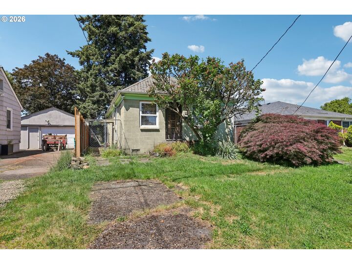 Property Photo: 1637 NE 75th Ave OR 97213