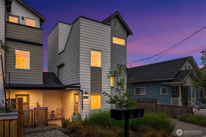 Property Photo: 516 N 61st Street B WA 98103