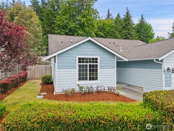 Property Photo:  101  Vista View Court  WA 98584 