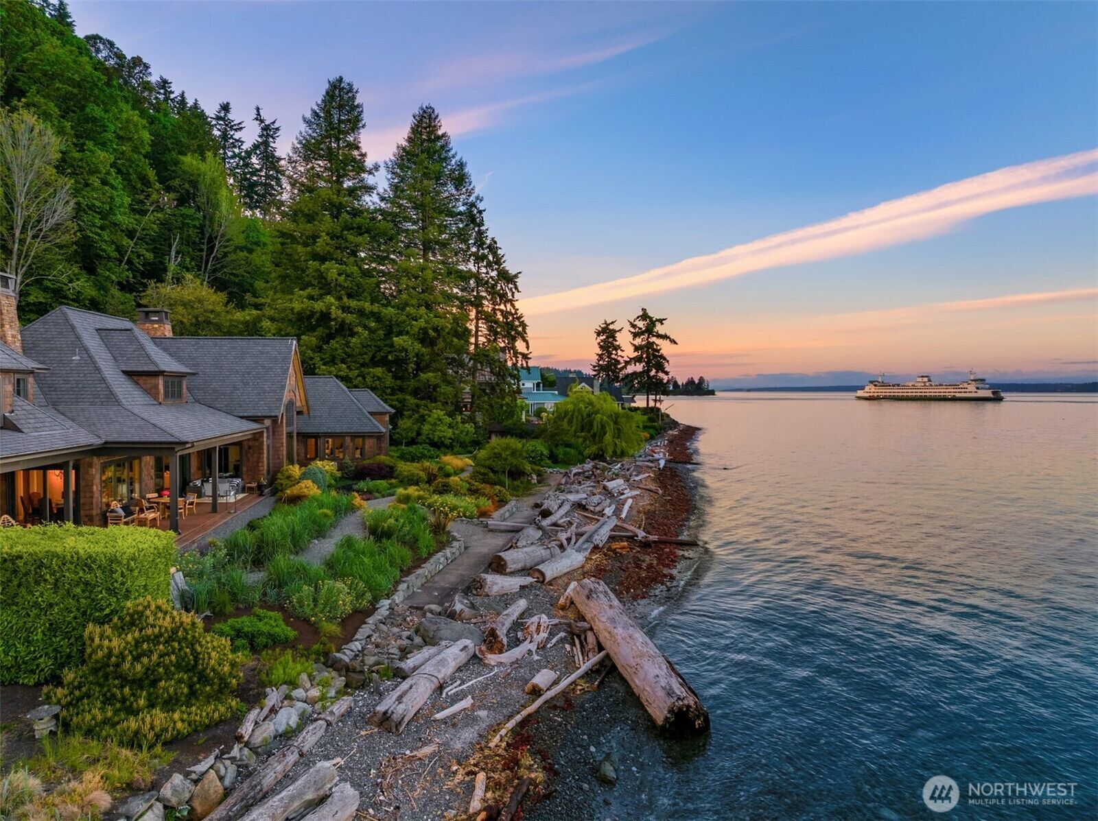 Property Photo:  5128  Rockaway Beach Road NE  WA 98110 