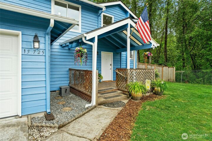 Property Photo:  15725  88th Avenue Ct E  WA 98375 