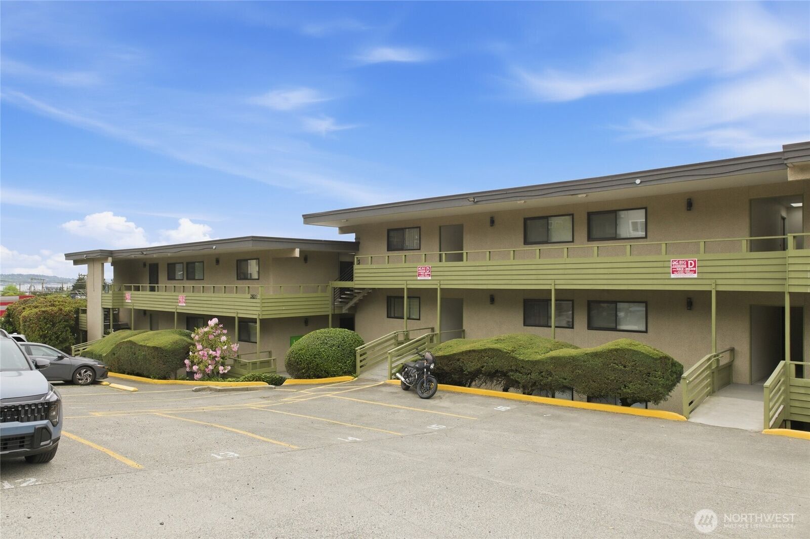 Property Photo:  2820  15th Avenue W  WA 98119 