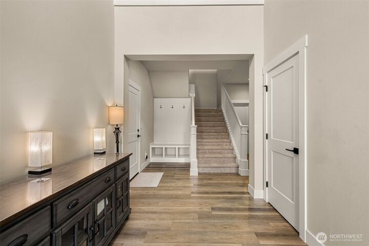 Property Photo: 661 S Juli Avenue WA 98802