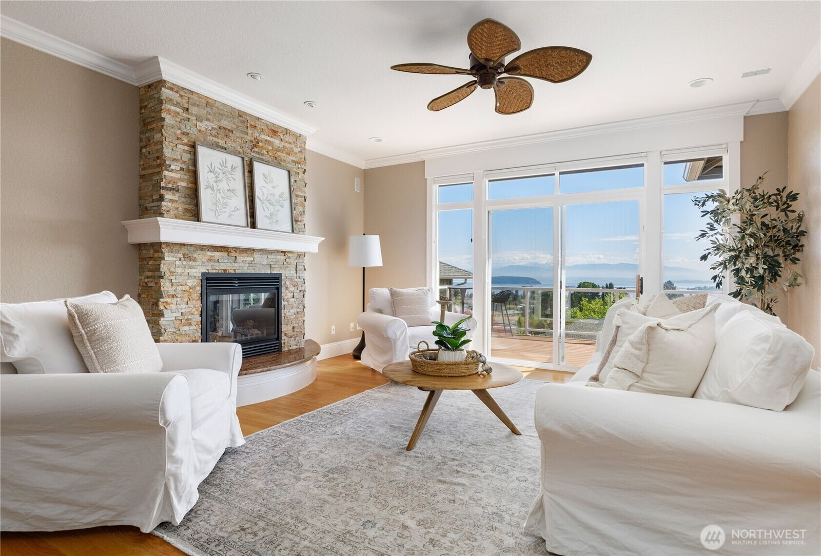 Property Photo:  3907  Ridge Top Drive  WA 98221 