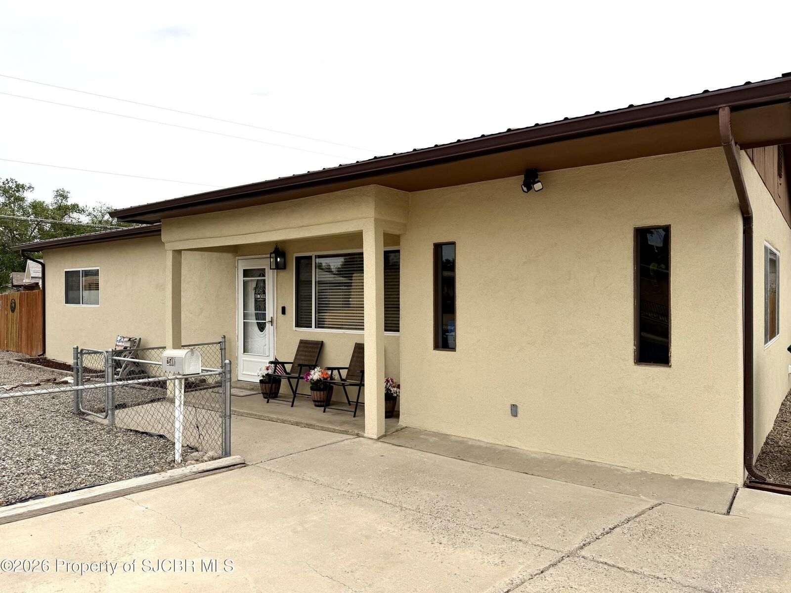Property Photo: 2501 E 23rd Street NM 87401