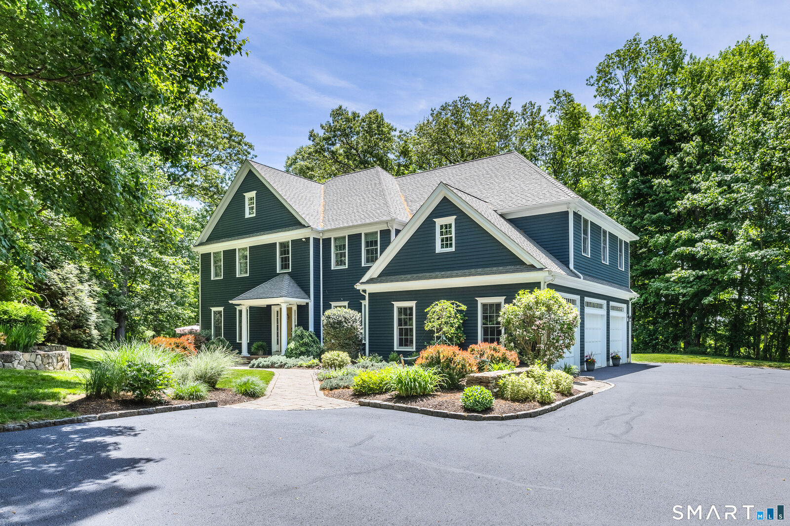 Property Photo:  7 Pinnacle Drive  CT 06470 