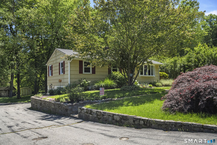 Property Photo:  16 Pollys Lane  CT 06382 