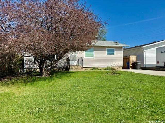 Photo de la propriété: 208 12th Street SK S0K 2A0