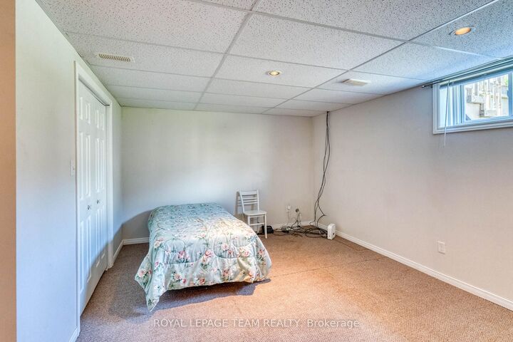 Property Photo: 511 Kilburn Street ON K0A 1A0