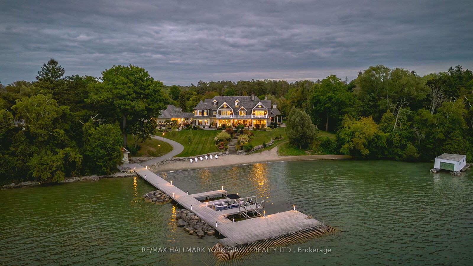 Property Photo: 736 Lake Drive N ON L4P 3C8