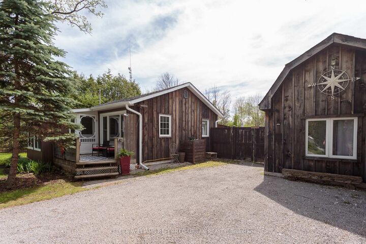 Property Photo: 39 Butternut Drive ON K9V 4R1