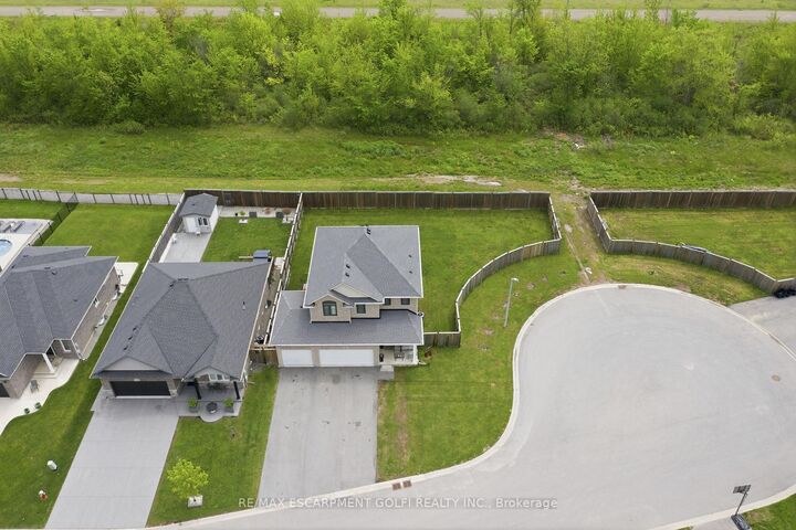 Property Photo: 334 Viger Drive W ON L3B 5E9