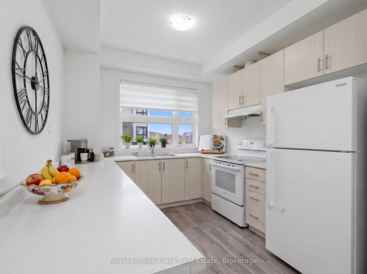 Property Photo: 36 Bateson Street ON L1S 7M3