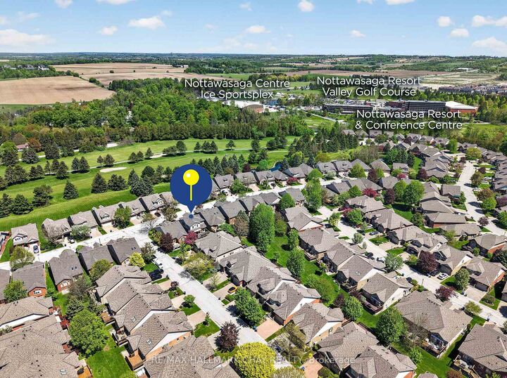 Property Photo: 21 Briar Gate Way ON L9R 2A7