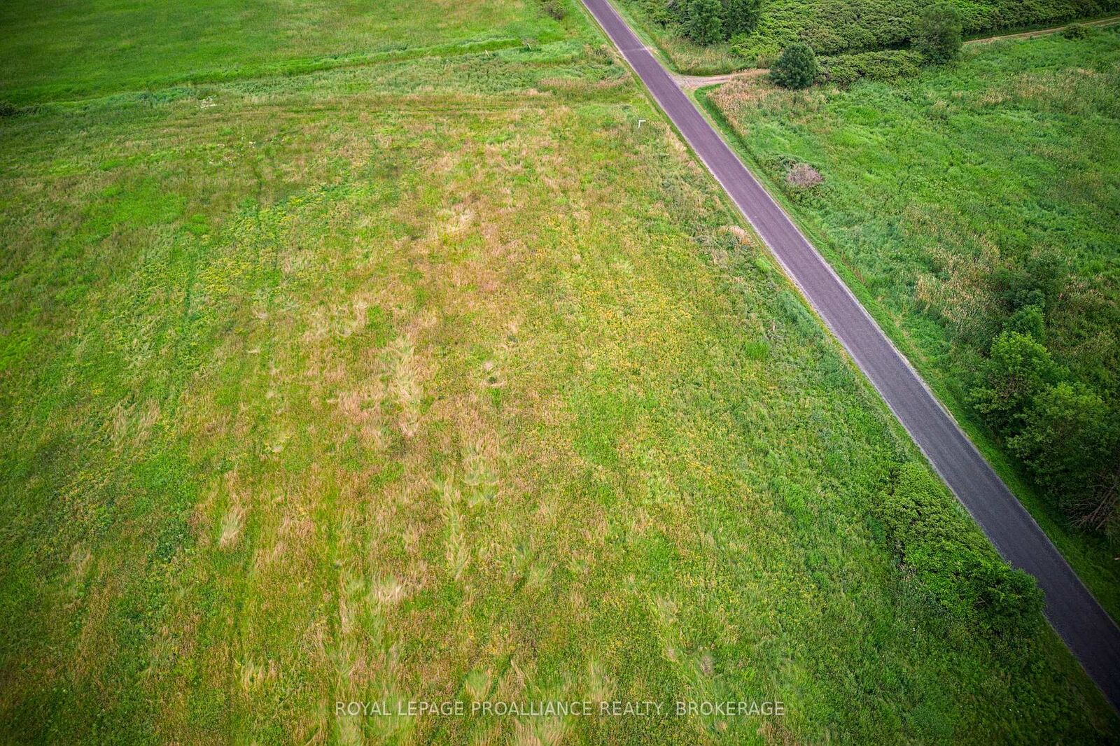 Property Photo:  68 3rd Concession Road  ON K0H 2S0 