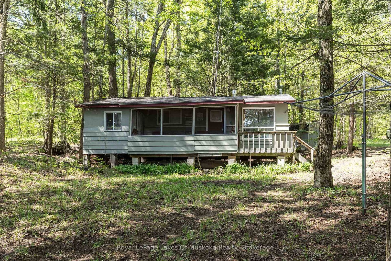 Property Photo:  1082 Lakeshore Drive S  ON P1L 1X3 