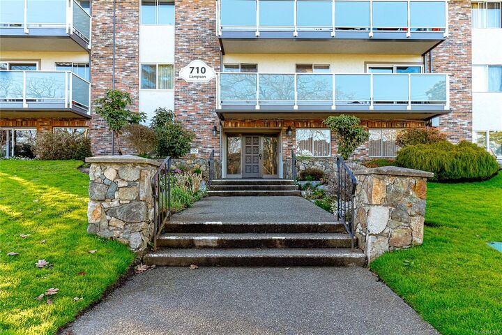 710 Lampson St #204 — photo 1
