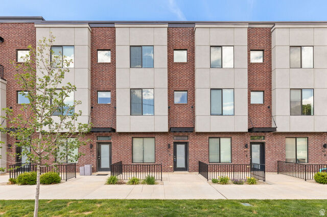 Property Photo:  25 E Center St N 61  UT 84054 