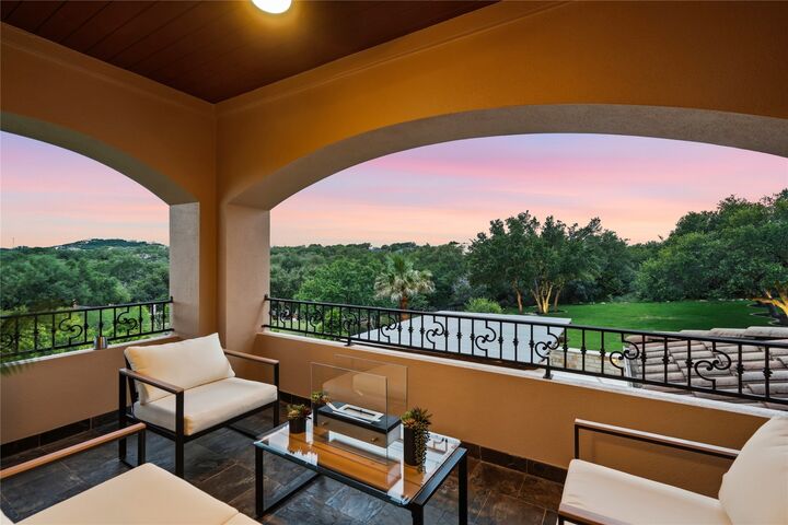 Property Photo:  104 Kollmeyer Circle  TX 78734 