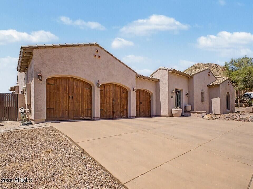 Property Photo: 2316 W Villa Cassandra Drive AZ 85086