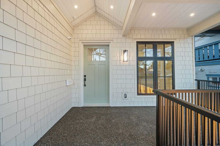 Property Photo:  18171 59 Avenue 102  BC V3S 5R8 