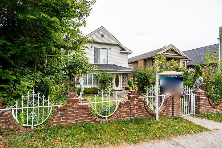 Property Photo: 333 E 28th Avenue BC V5V 2M8