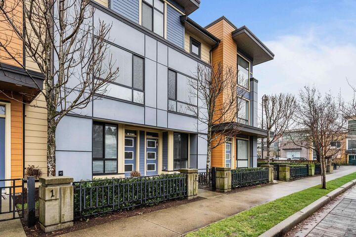 Property Photo: 45615 Tamihi Way 3 BC V2R 0X4