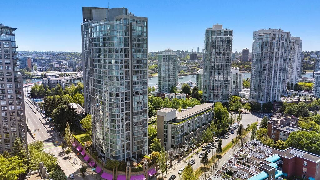 Property Photo:  1008 Cambie Street 2801  BC V6B 6J7 