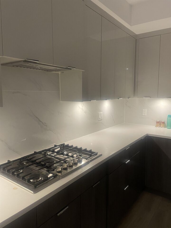 Property Photo: 14438 72 Avenue 406 BC V3S 0B6