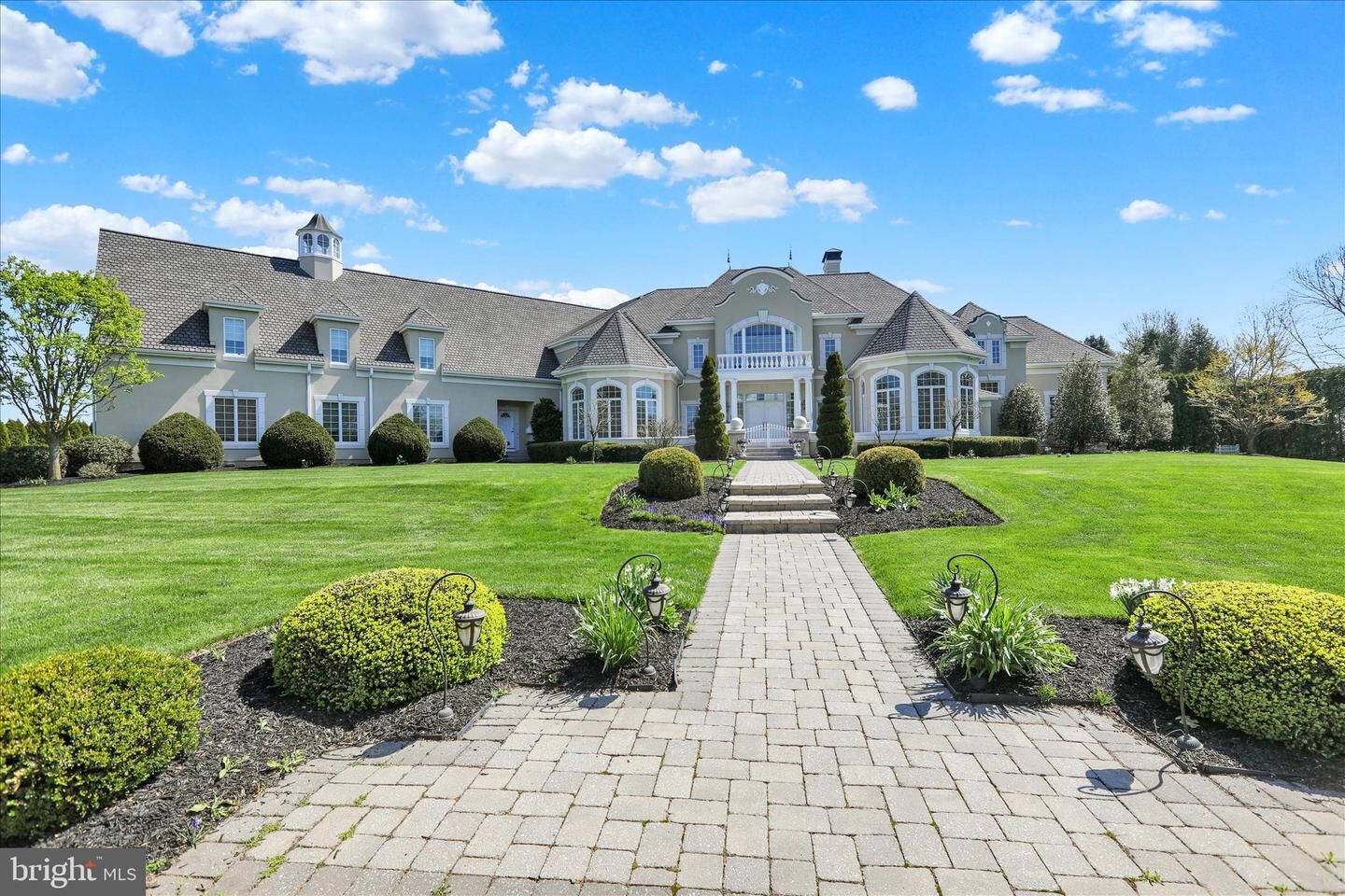 Property Photo:  1000 Bluestone Drive  PA 17543 