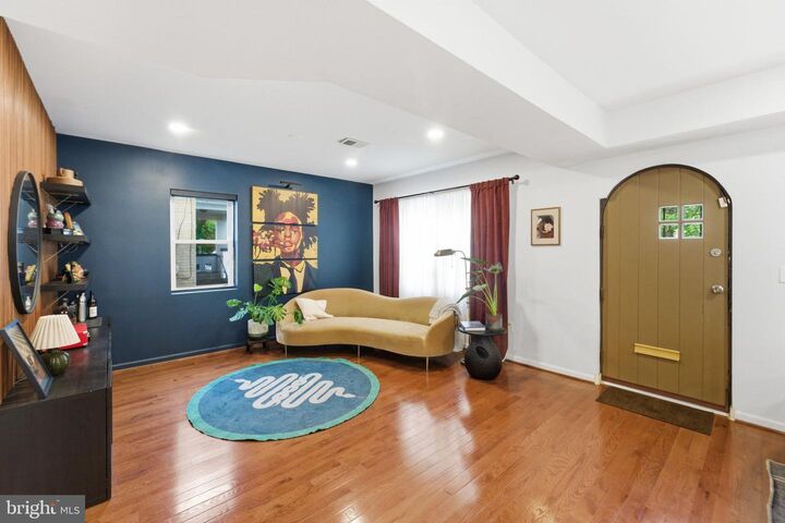 Property Photo: 517 Lebaum Street SE DC 20032