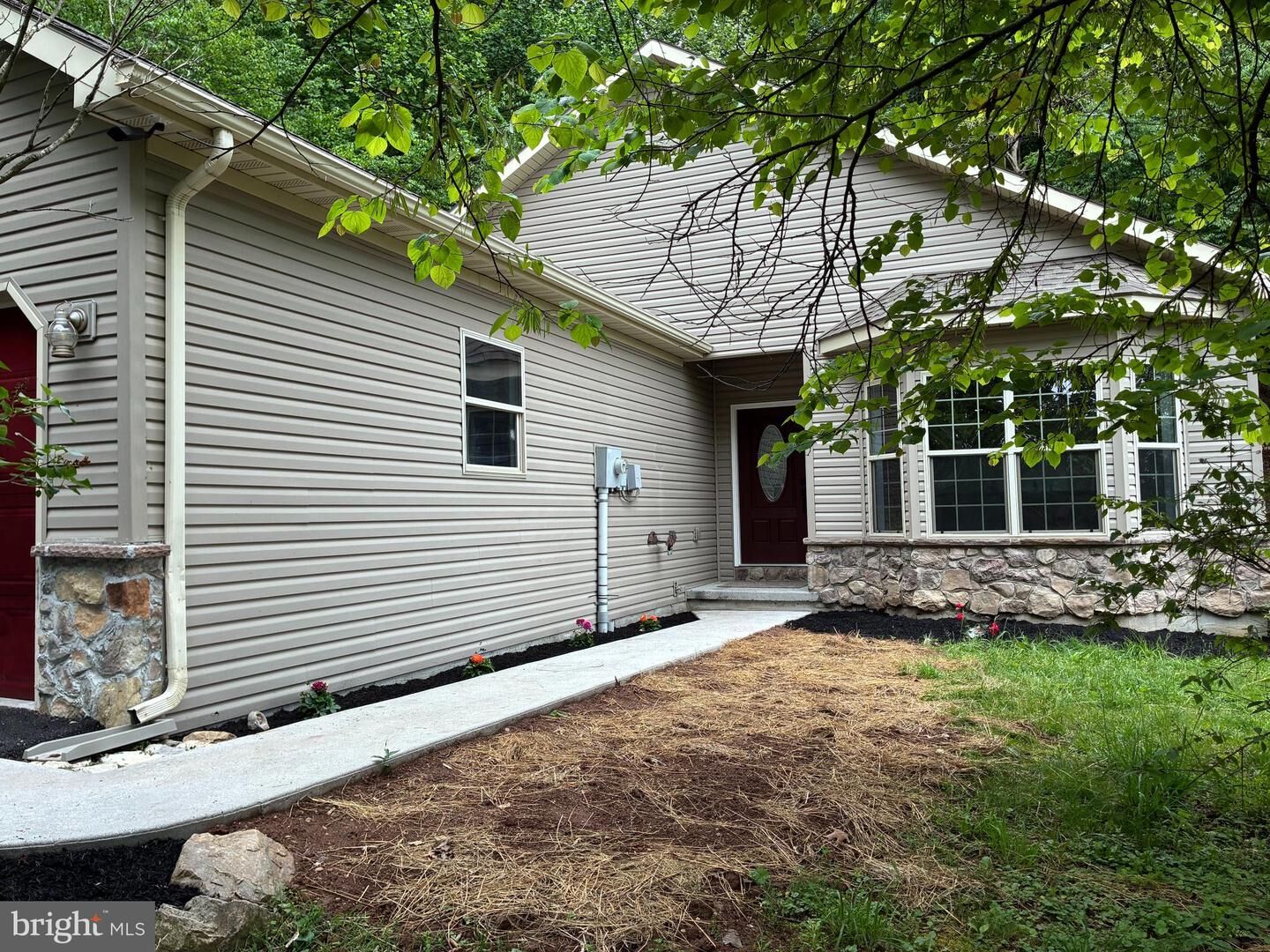Property Photo:  12rr Mountain Street  PA 17065 