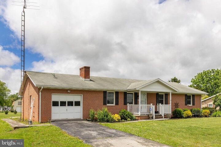 Property Photo: 627 Montmorency Drive WV 25413