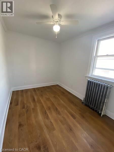 Property Photo:  432 Queen Street South D  ON N2G 1W7 