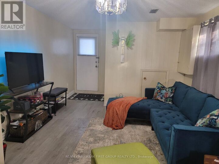 Property Photo:  1903 Rosefield Road Unit A  ON L1V 3K2 