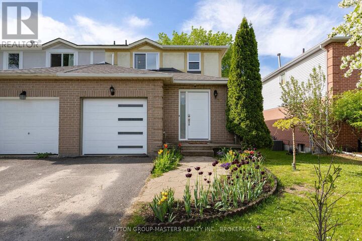Property Photo:  35 Rose Abbey Drive  ON K7K 6W1 