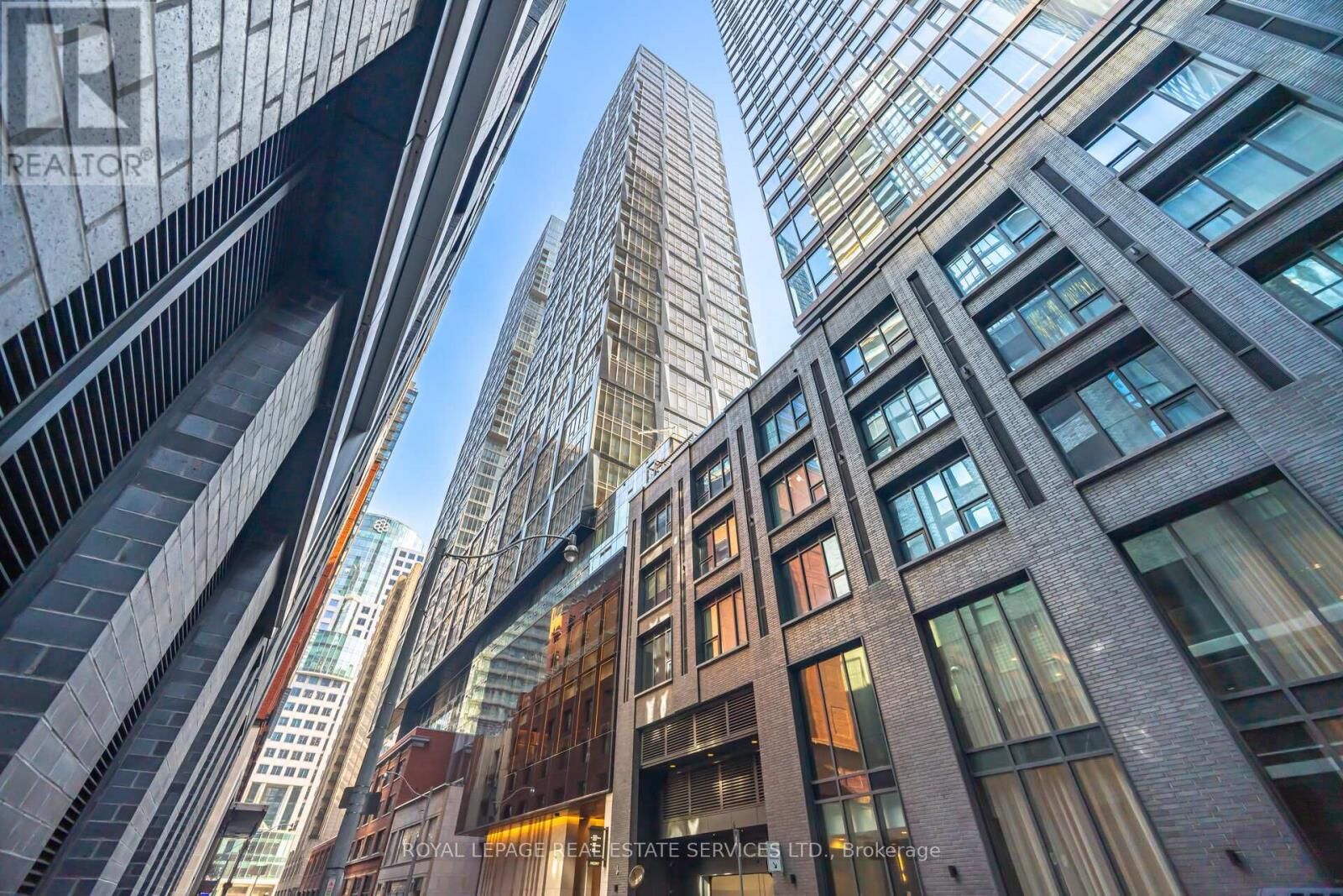 Property Photo:  35 Mercer Street 2316  ON M5V 1H2 