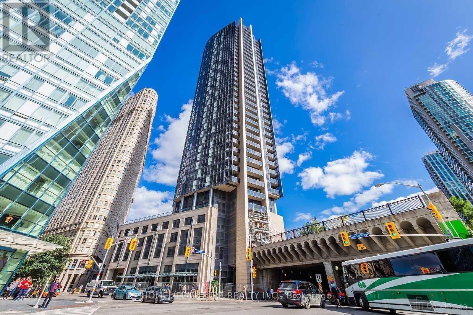 Property Photo:  1 The Esplanade Drive 2909  ON M5E 0A8 