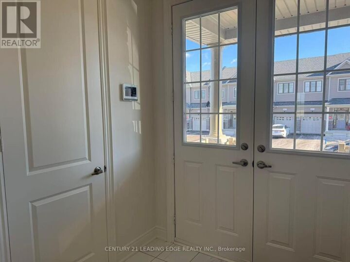 Property Photo: 1466 Wheatcroft Drive ON L1L 0W5