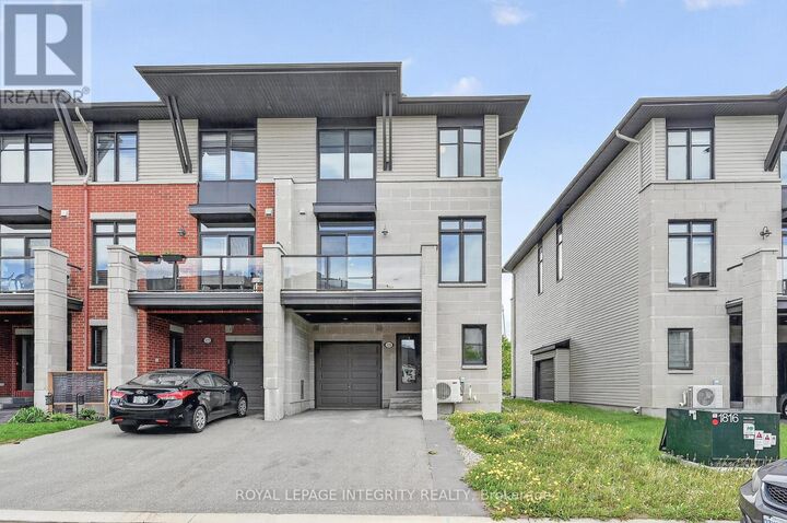 Property Photo: 520 Stadacone Row ON K4A 1J8