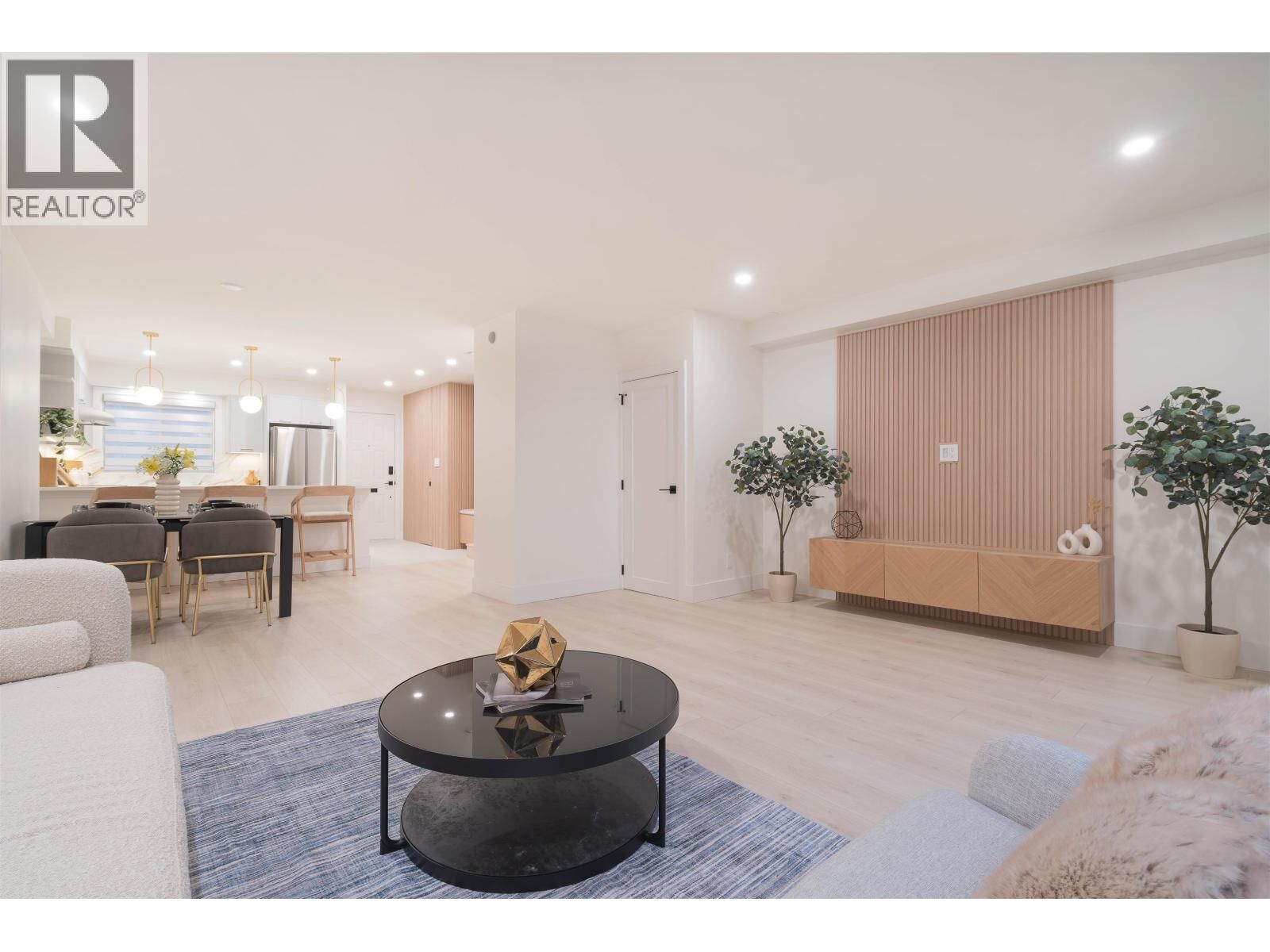 Property Photo: 2078 Springer Avenue BC V5B 3M5