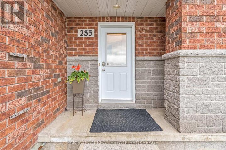Property Photo: 233 Stanley Street ON L4M 6X9