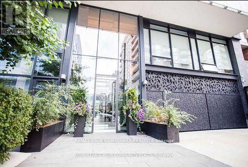 Property Photo:  25 Stafford Street 809  ON M5V 0G3 