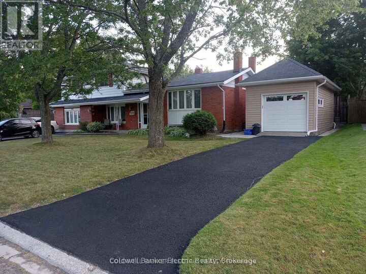 Photo de la propriété:  1341 Heather Lane  ON K9J 7N1 