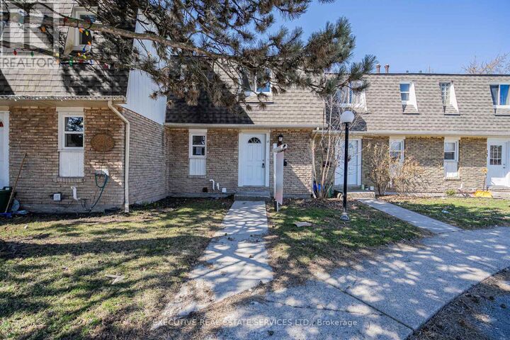 Property Photo:  131 Rockwood Avenue 18  ON L2P 3K4 