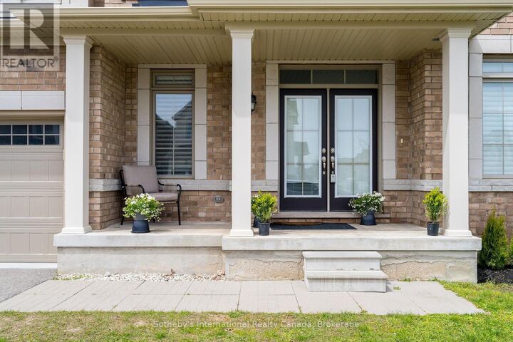 Property Photo:  45 McLean Avenue  ON L4Y 3Z6 