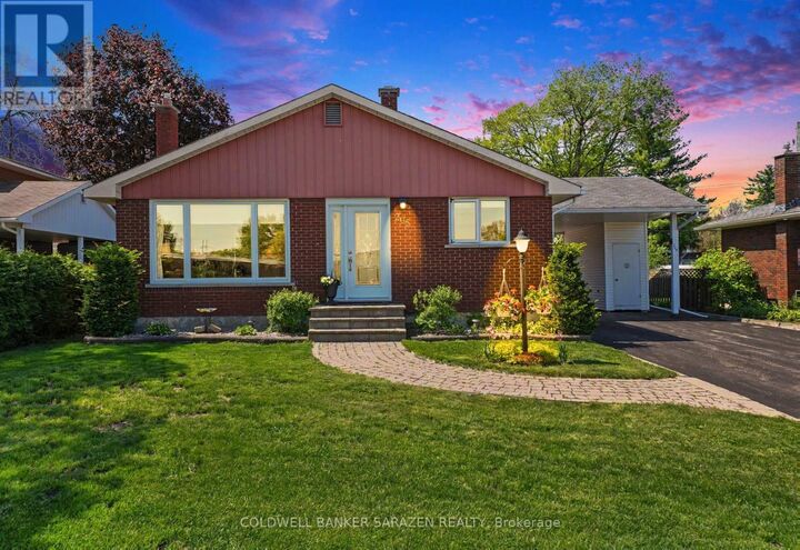 Property Photo: 205 Airth Boulevard West ON K7V 2J7