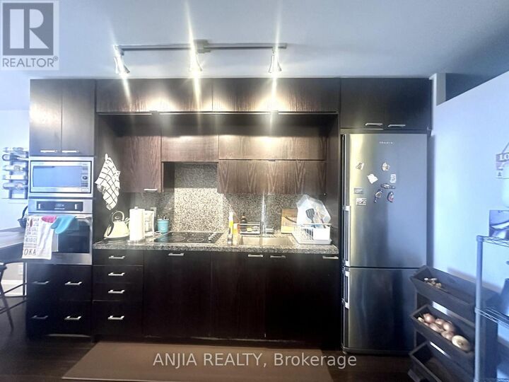 Property Photo: 120 Harrison Garden Boulevard 830 ON M2N 0C2